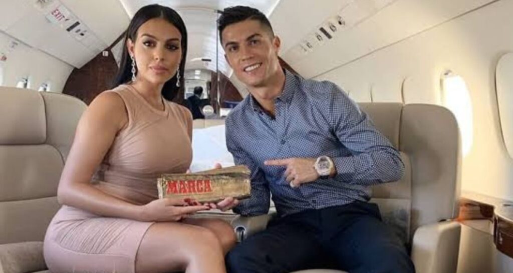 Cristiano Ronaldo Wife : क्रिस्टियानो रोनाल्डो की पत्नी है काफी खूबसूरत, इतने करोड़ की है मालकिन करती है यह काम।