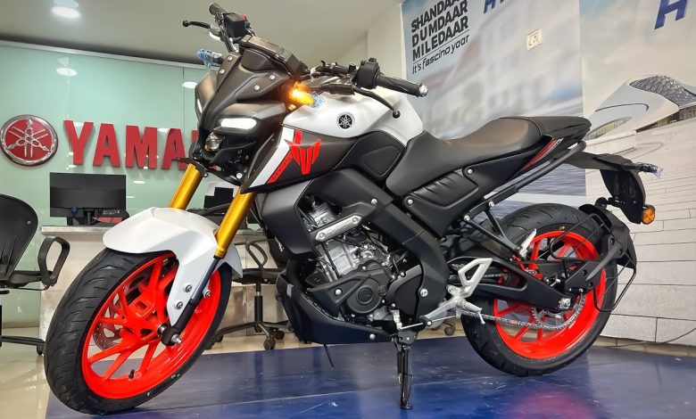 12,500 रूपए देकर घर ले आये Yamaha MT 15, मिल रही है जबरदस्त फीचर्स।