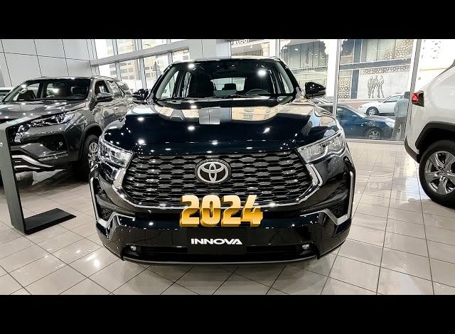 Ertiga को अपनी औकात दिखा देंगी Toyota Innova, मिलते है खास तरह के फीचर्स।