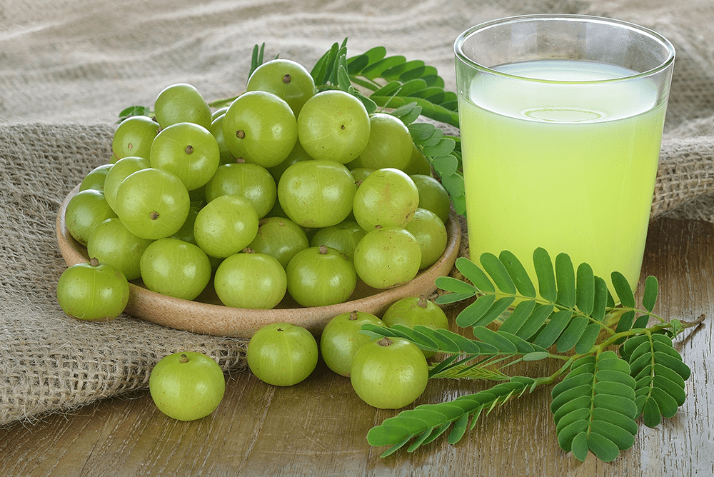 Health Benefits Of Amla : गर्मियों में आंवला खाने के ये होते है फायदे।