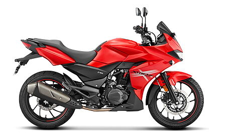 सेकड़ो फीचर्स के साथ मिल रही है Hero Xtreme 200s, माइलेज में भी निकल रही है आगे।